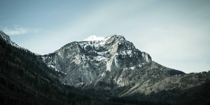 二手奢侈品腕表交易必读：深度解析机芯状态检测与科学保养周期