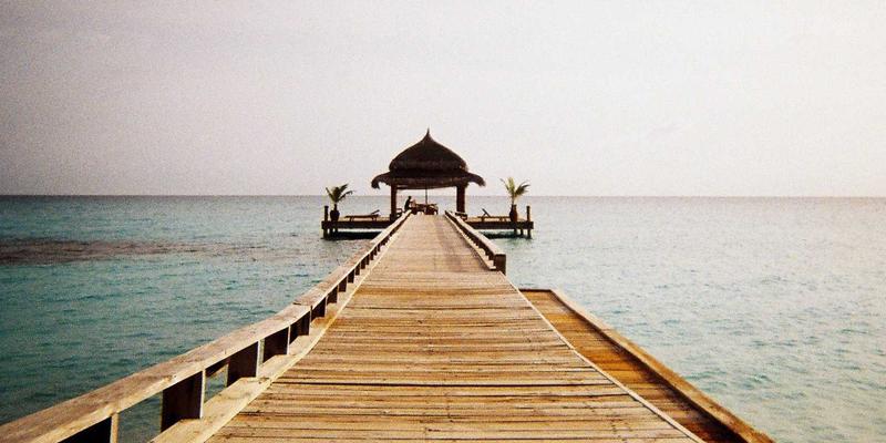 闲置流转安心指南：如何选择二手车第三方检测机构与规避合同陷阱